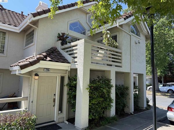 7265 Cronin Cir, Dublin, CA 94568