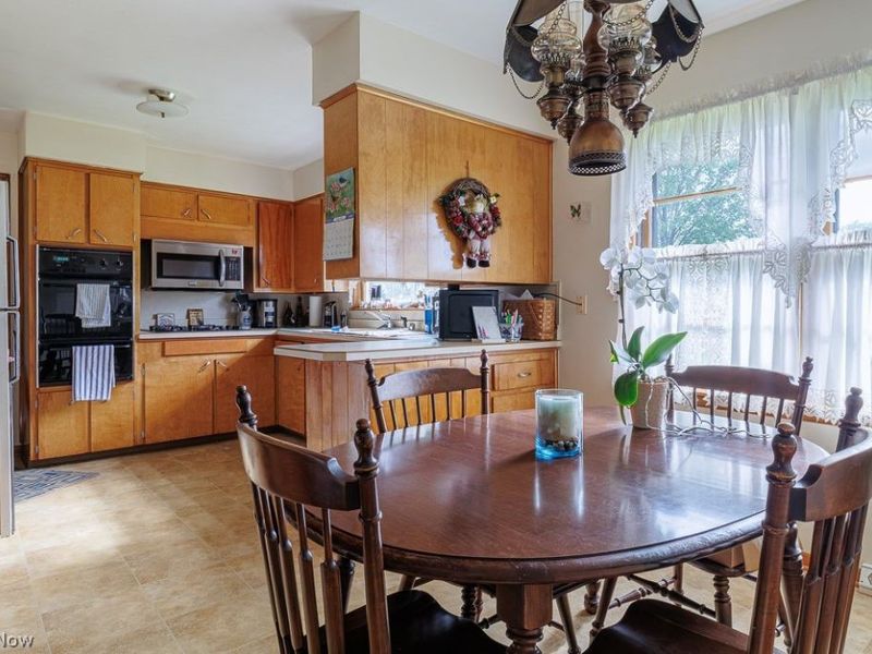 1014 Kirwan Drive, Youngstown, OH 44515 Photo 7