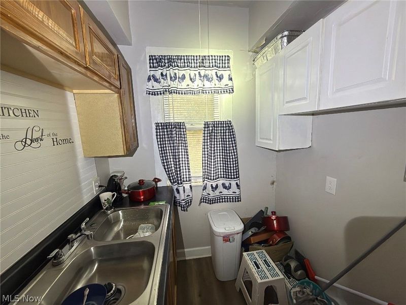 3553 E 106th Street, Cleveland, OH 44105 Photo 14