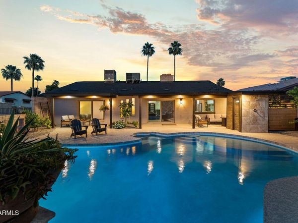 8632 N 48TH Drive, Glendale, AZ 85302