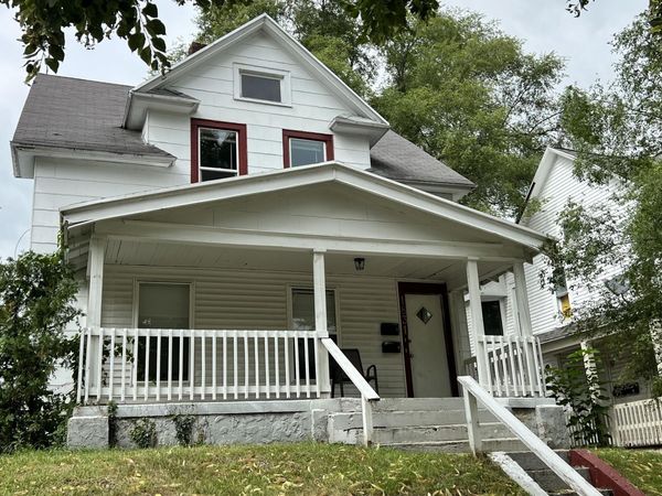 1831 Francis Avenue SE, Grand Rapids, MI 49507