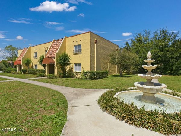 3906 MISSION Drive, Unit 4, Jacksonville, FL 32217