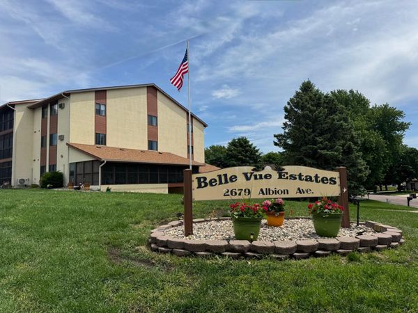 2679 Albion Avenue, Unit 305, Fairmont, MN 56031