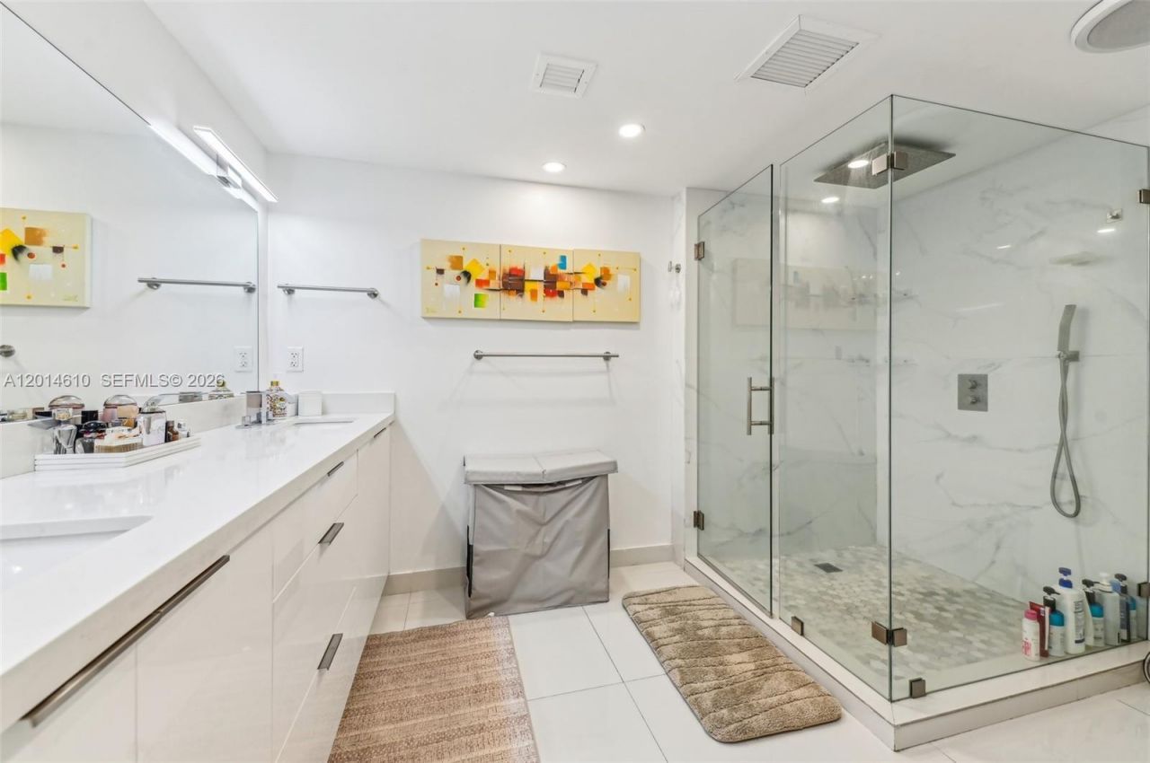 121 Crandon Blvd , Unit 251, Key Biscayne, FL 33149 Photo