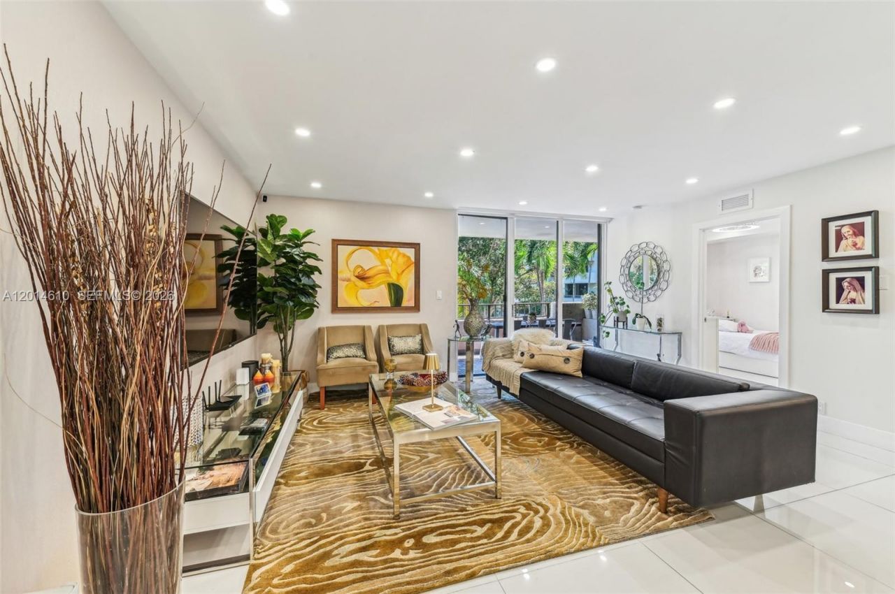 121 Crandon Blvd , Unit 251, Key Biscayne, FL 33149 Photo