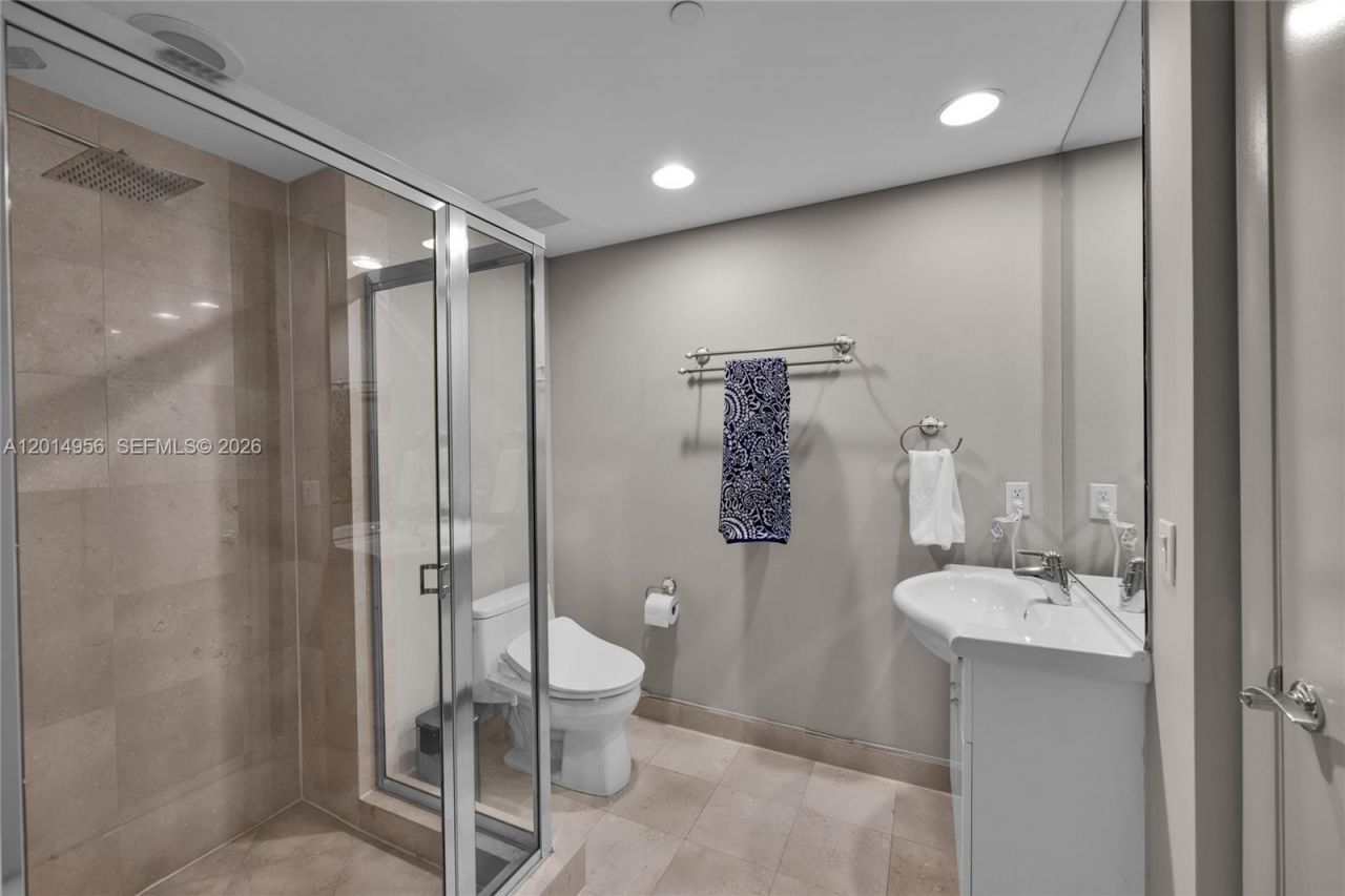 1800 S Ocean Dr , Unit 2007, Hallandale Beach, FL 33009 Photo