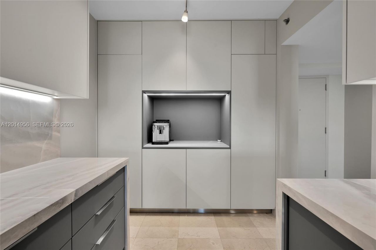 1800 S Ocean Dr , Unit 2007, Hallandale Beach, FL 33009 Photo