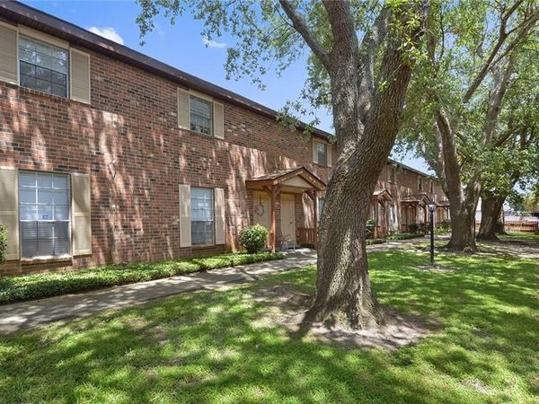 1729 NEWPORT Place , Unit 9, Kenner, LA 70065