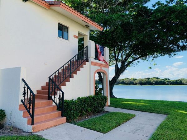 330 Palmwood Place, Unit P211, Boca Raton, FL 33431