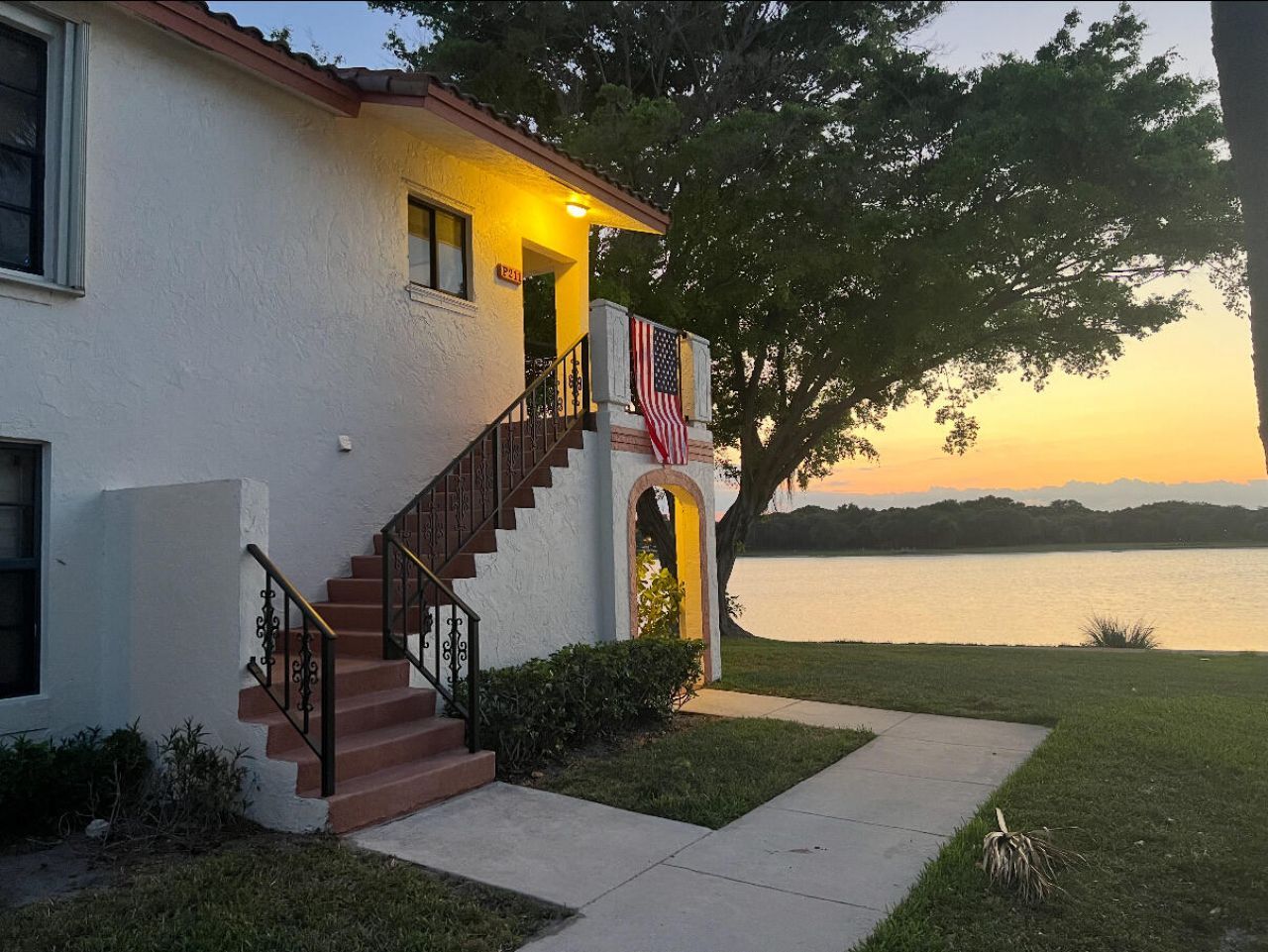330 Palmwood Place, Unit P211, Boca Raton, FL 33431 Photo