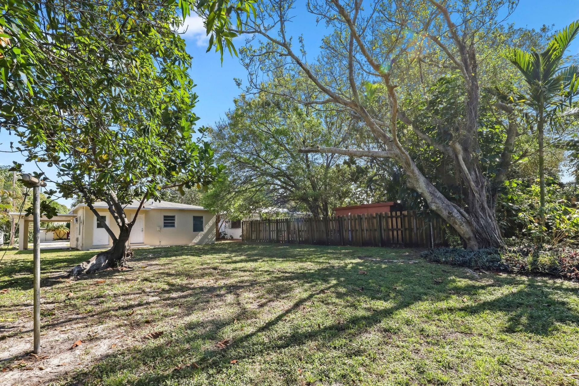 1409 NW 7th Avenue, Fort Lauderdale, FL 33311 Photo