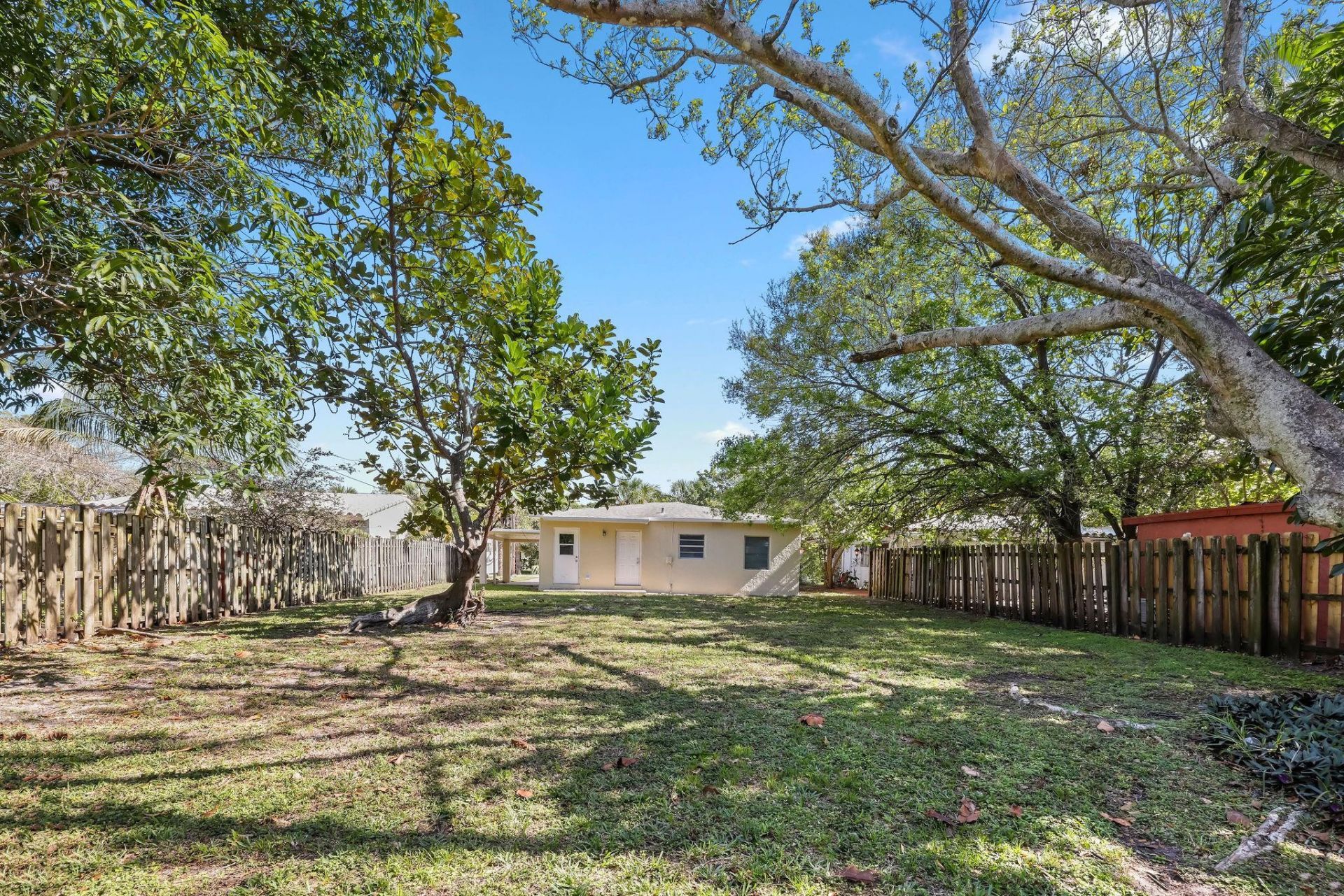 1409 NW 7th Avenue, Fort Lauderdale, FL 33311 Photo