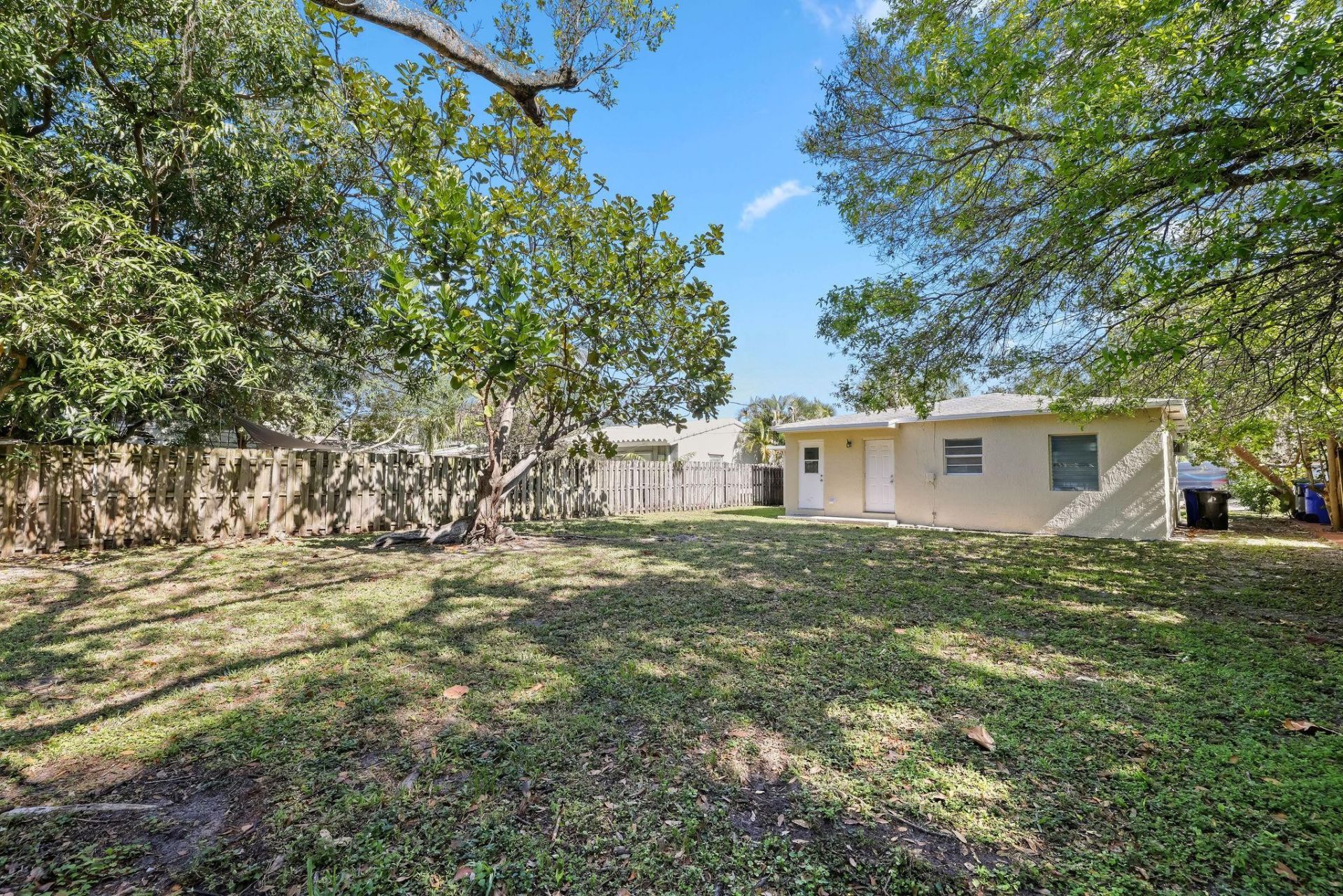 1409 NW 7th Avenue, Fort Lauderdale, FL 33311 Photo