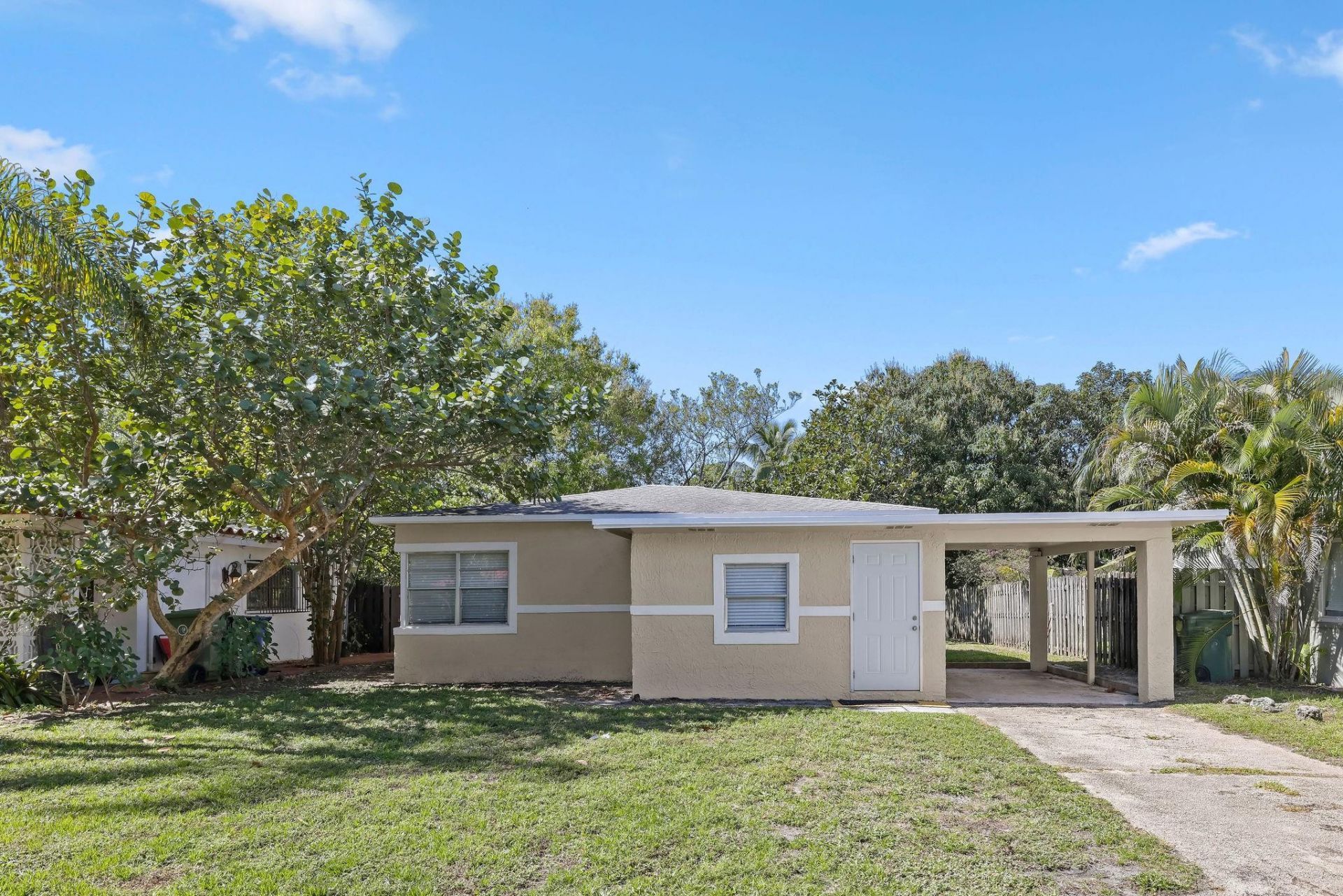 1409 NW 7th Avenue, Fort Lauderdale, FL 33311 Photo