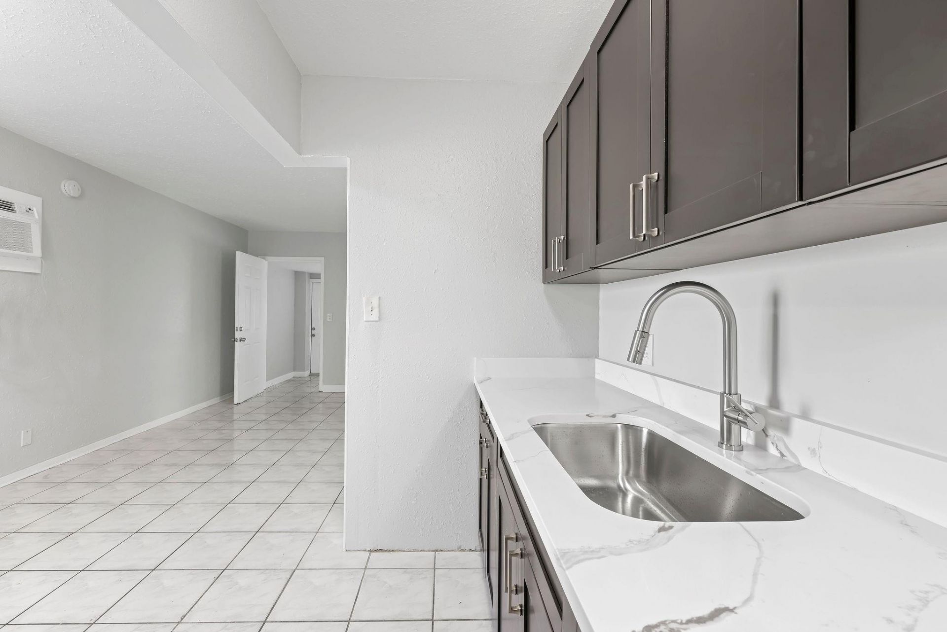 1409 NW 7th Avenue, Fort Lauderdale, FL 33311 Photo
