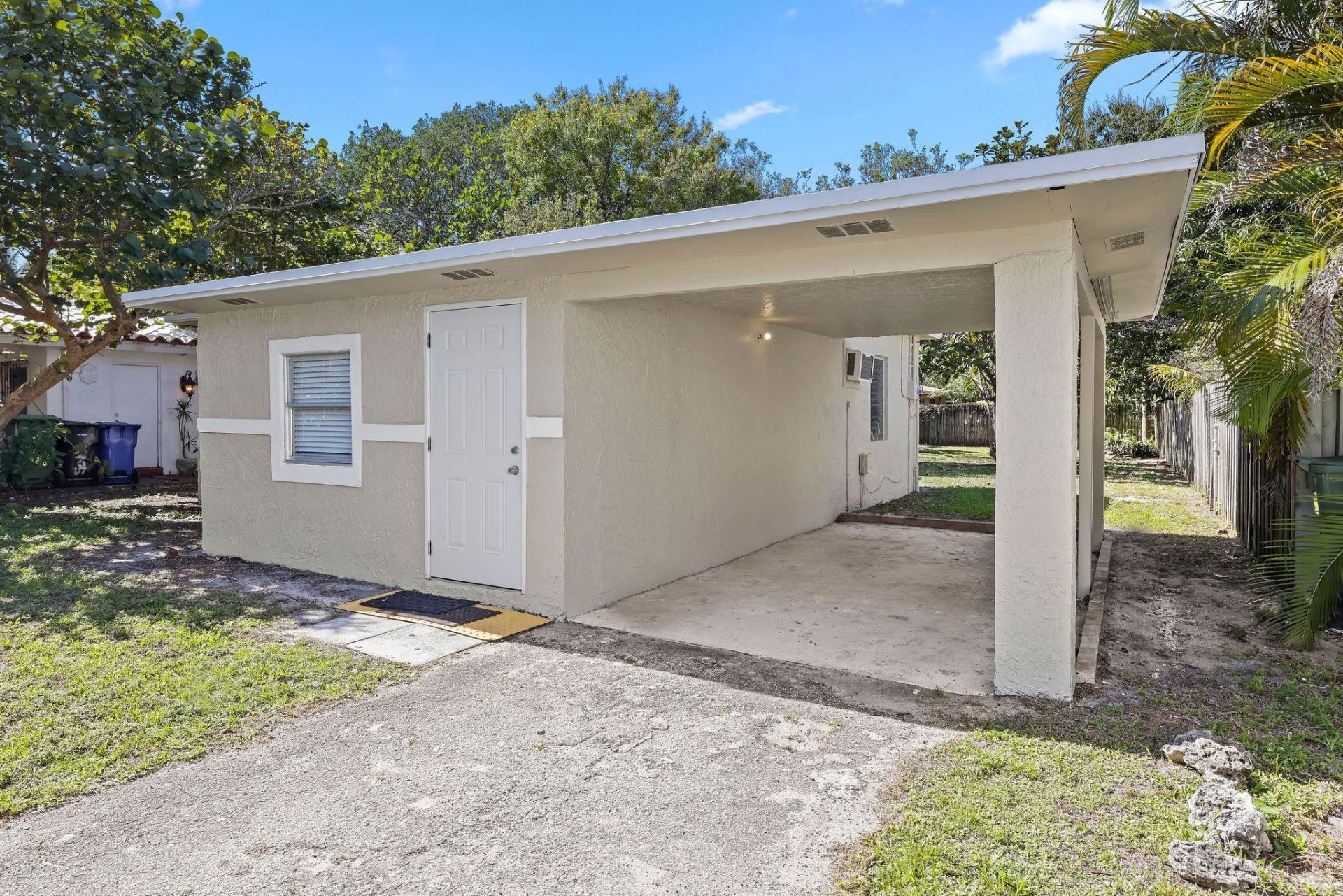 1409 NW 7th Avenue, Fort Lauderdale, FL 33311 Photo