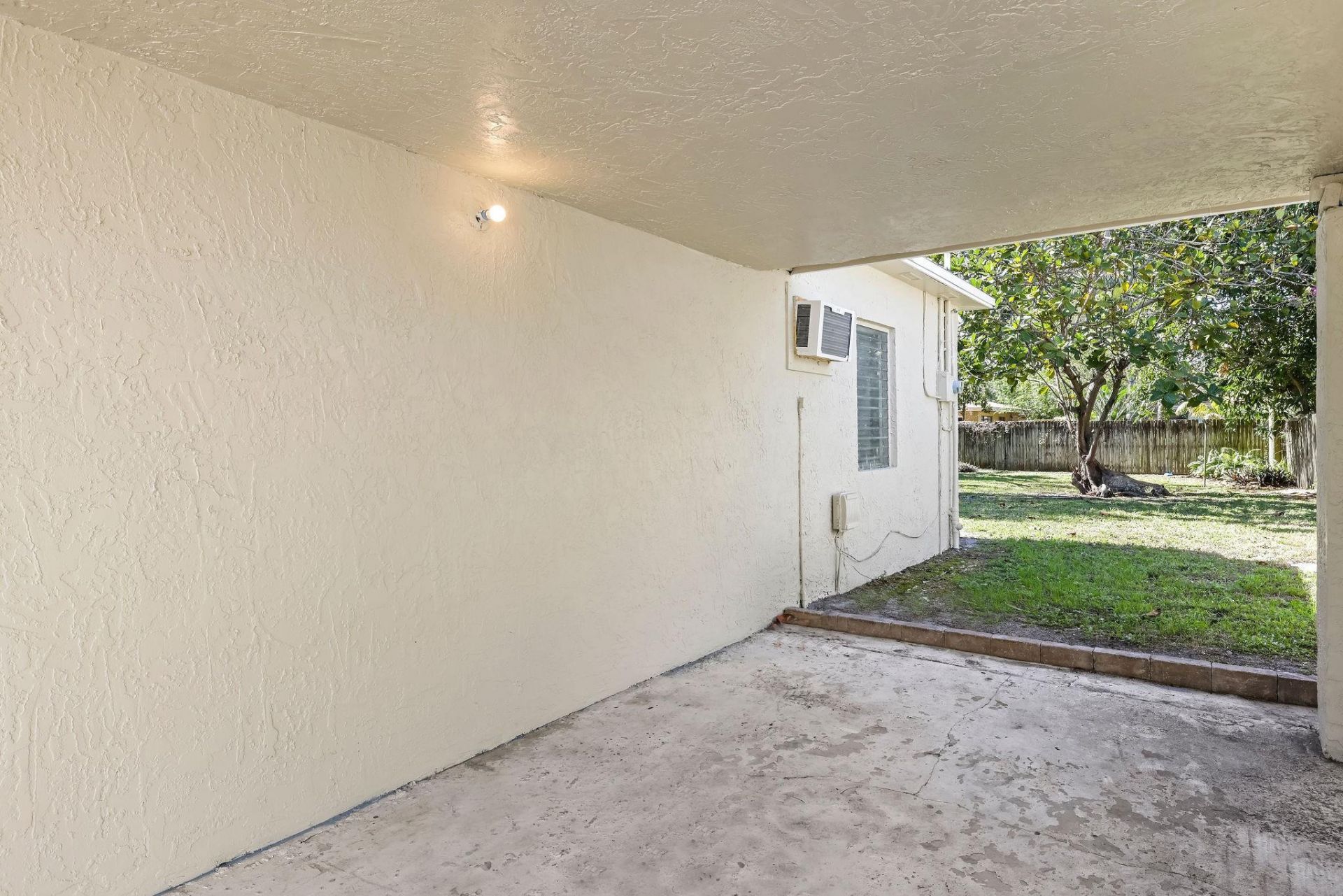 1409 NW 7th Avenue, Fort Lauderdale, FL 33311 Photo