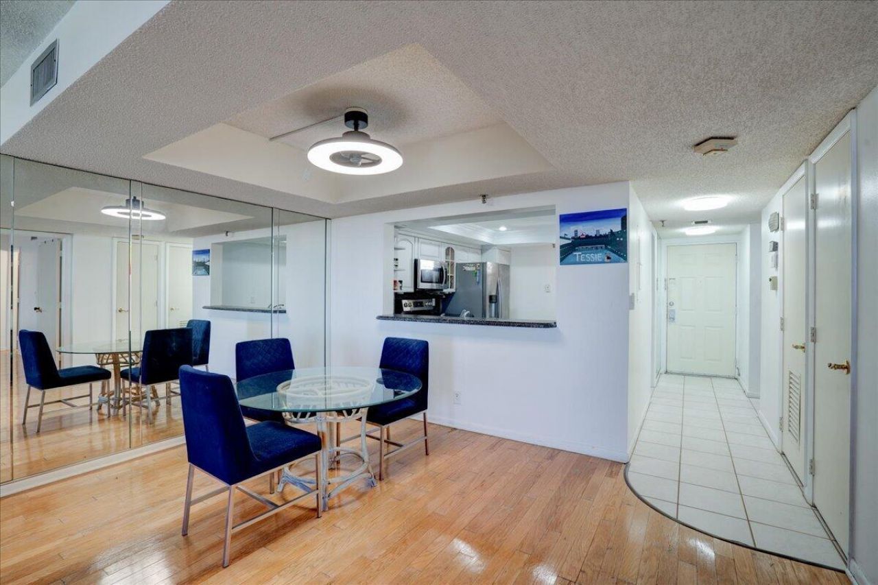 7030 Half Moon Circle, Unit 515, Hypoluxo, FL 33462 Photo