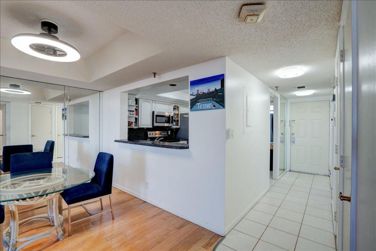 7030 Half Moon Circle, Unit 515, Hypoluxo, FL 33462 Photo