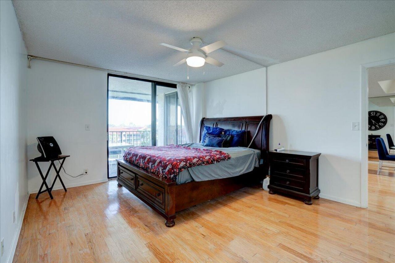 7030 Half Moon Circle, Unit 515, Hypoluxo, FL 33462 Photo