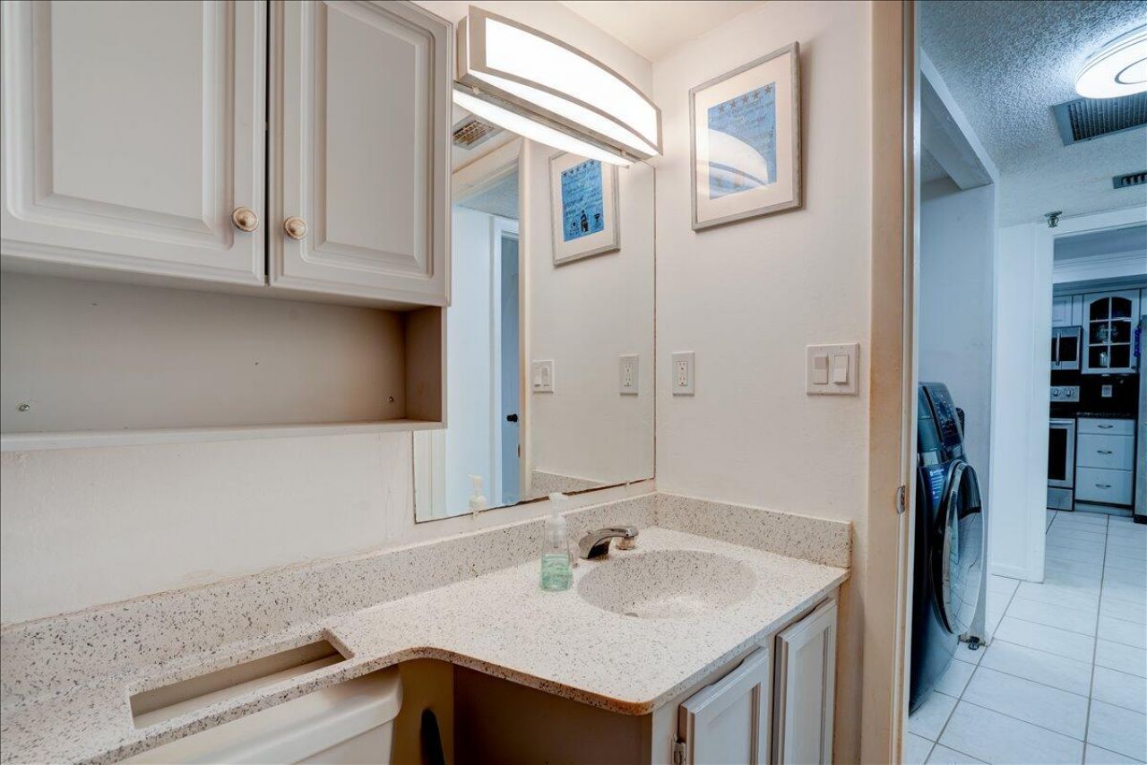 7030 Half Moon Circle, Unit 515, Hypoluxo, FL 33462 Photo