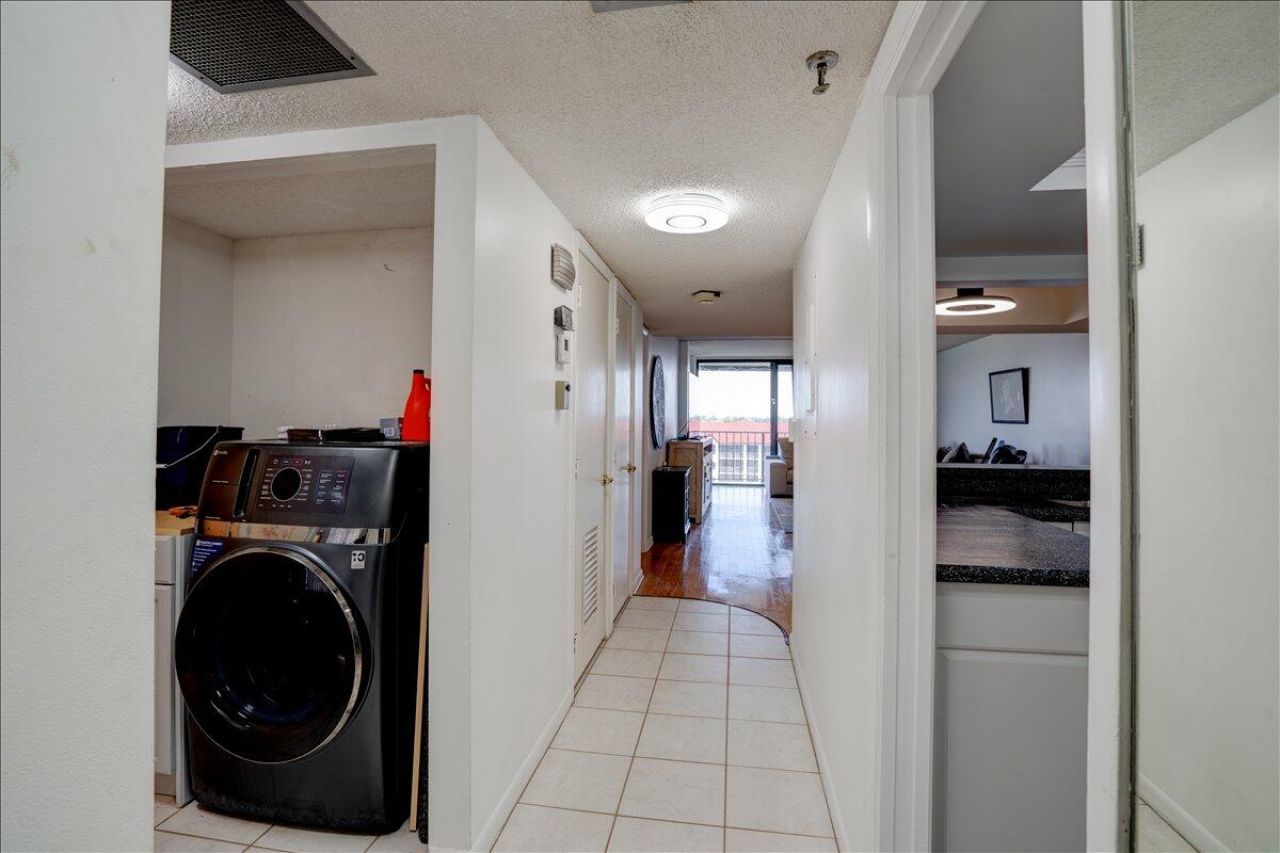 7030 Half Moon Circle, Unit 515, Hypoluxo, FL 33462 Photo