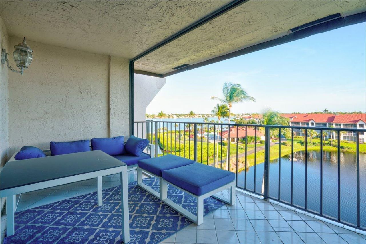 7030 Half Moon Circle, Unit 515, Hypoluxo, FL 33462 Photo