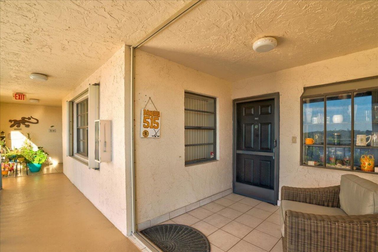 7030 Half Moon Circle, Unit 515, Hypoluxo, FL 33462 Photo