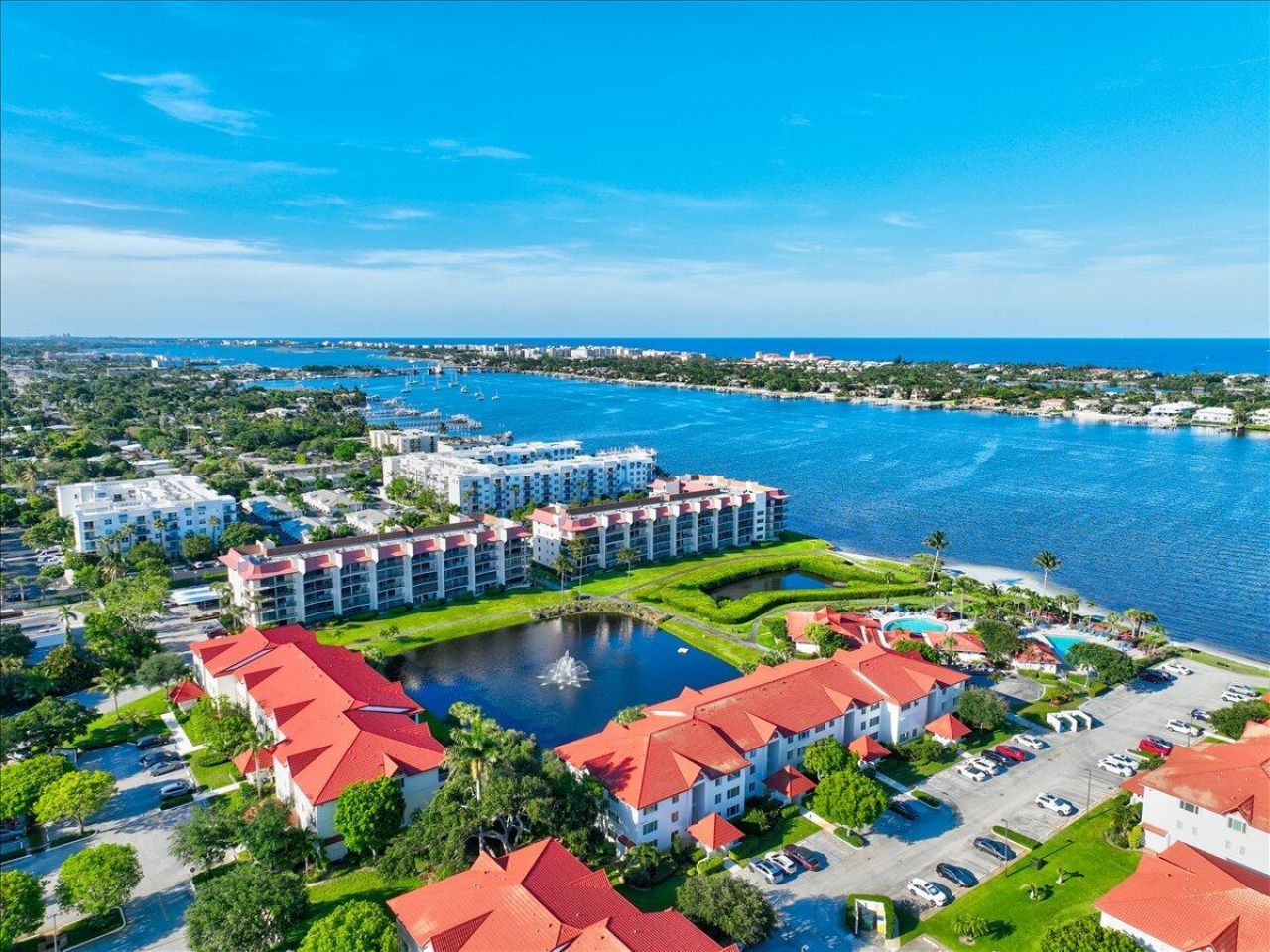7030 Half Moon Circle, Unit 515, Hypoluxo, FL 33462 Photo