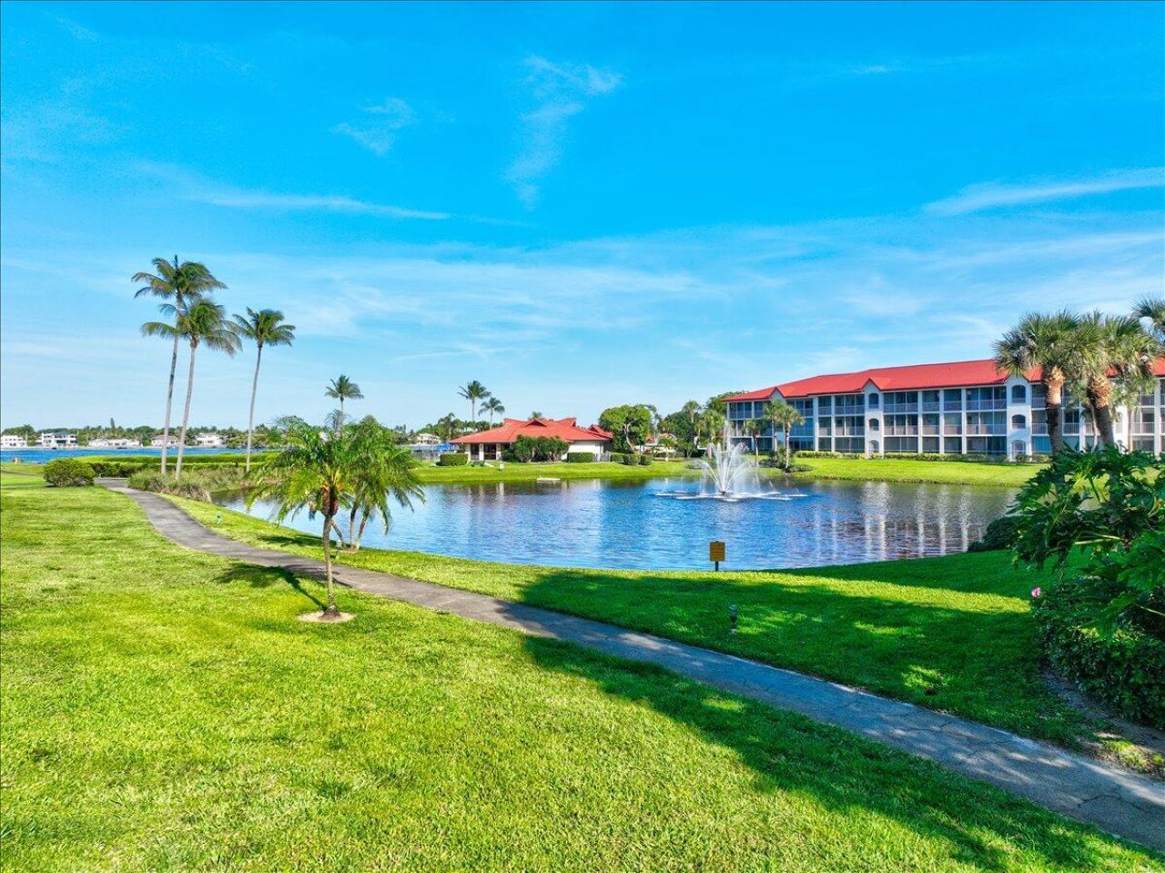 7030 Half Moon Circle, Unit 515, Hypoluxo, FL 33462 Photo