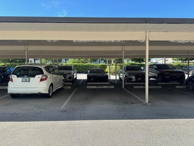 7030 Half Moon Circle, Unit 515, Hypoluxo, FL 33462 Photo