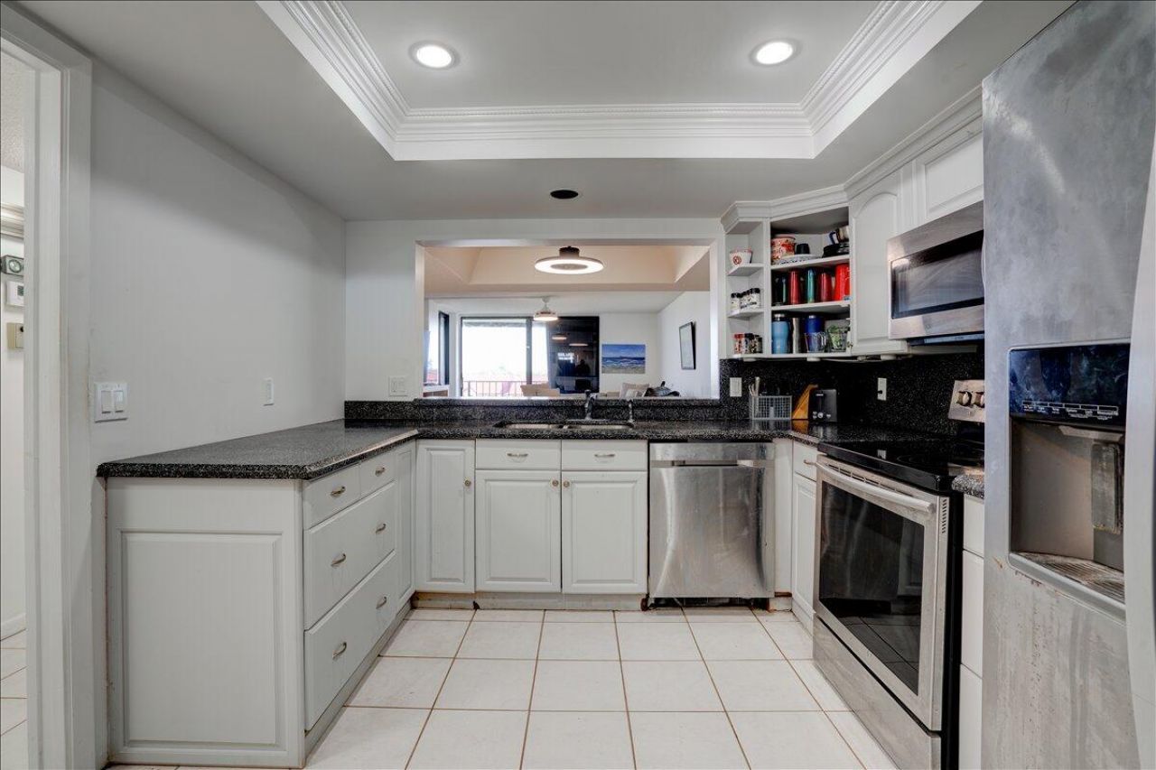 7030 Half Moon Circle, Unit 515, Hypoluxo, FL 33462 Photo
