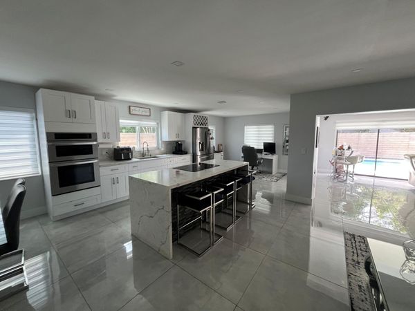 6800 SW 7th Place, North Lauderdale, FL 33068