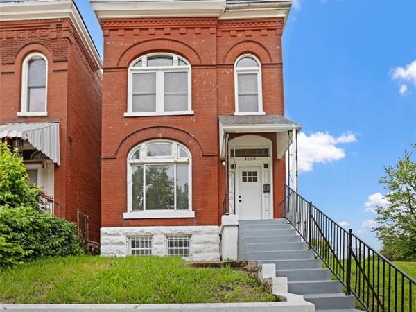 4550 Enright Avenue , St Louis, MO 63108