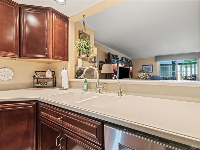 7147 Chadbourne Drive, Huber Heights, OH 45424 Photo 14