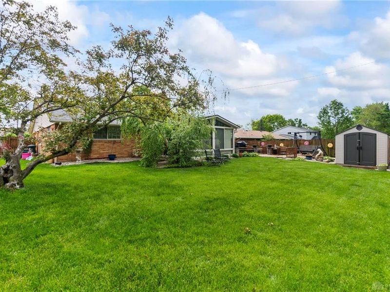7147 Chadbourne Drive, Huber Heights, OH 45424 Photo 42