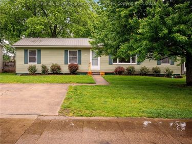 54 Corey Drive, Poca, WV 25159