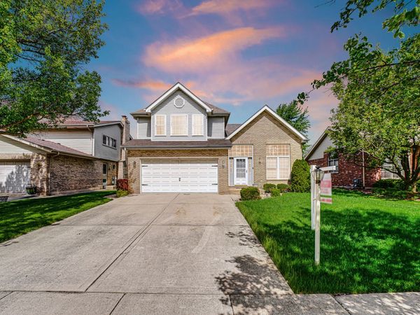 17214 Arrowhead , Oak Forest, IL 60452