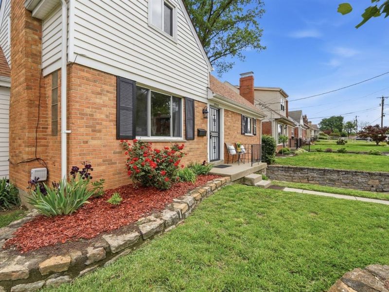 3946 S Fordham Place, Silverton, OH 45213 Photo 6