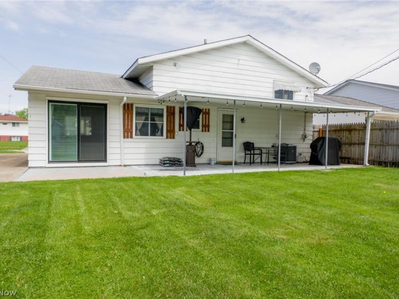 4202 Holl Avenue, Sheffield Lake, OH 44054 Photo 4