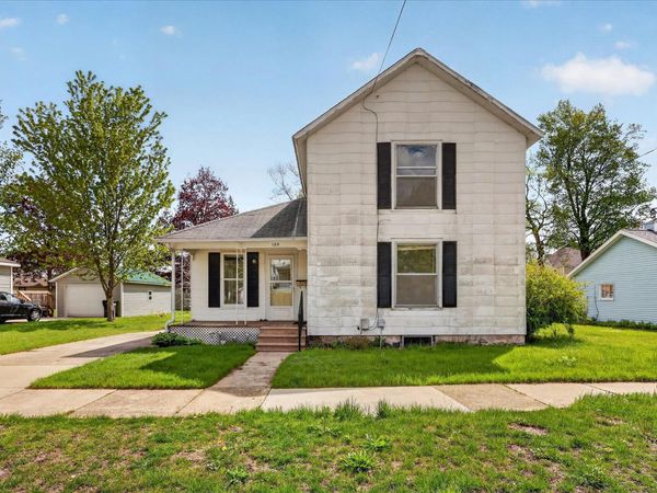 124 Washington Street, Sparta, MI 49345