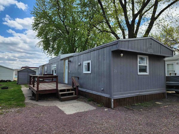 1502 Memphis Avenue , Unit 26, Spirit Lake, IA 51360