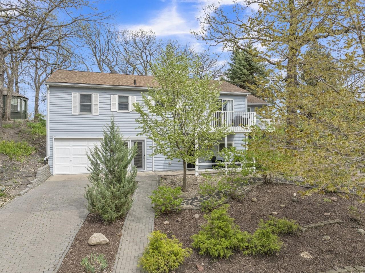 1316 Summer Circle Drive, Okoboji, IA 51355 Main Photo