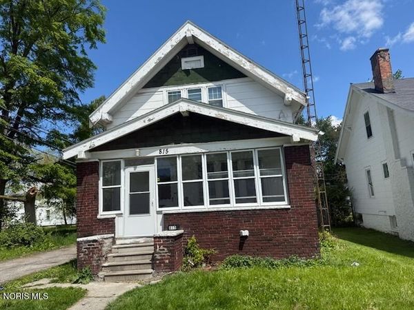 815 Woodward Avenue , Toledo, OH 43608