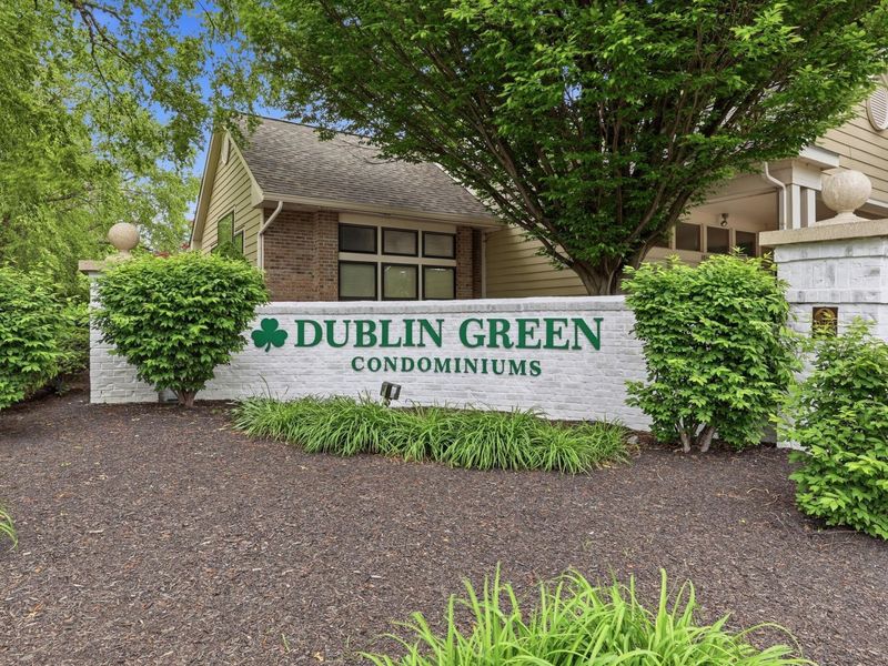 6729 Meadow Creek Drive Drive, Unit 102, Columbus, OH 43235 Photo 15