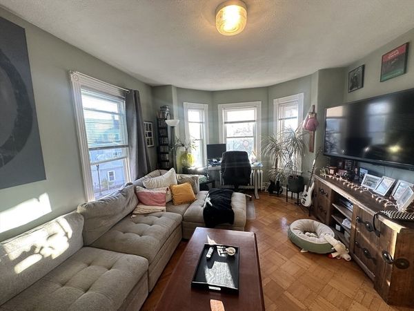 69 Partridge Ave, Unit 2, Somerville, MA 02145