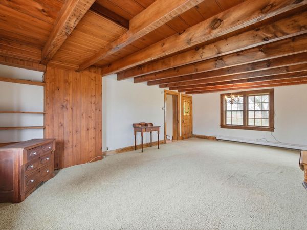 7236 Sauk Trail Rd, Belgium, WI 53013