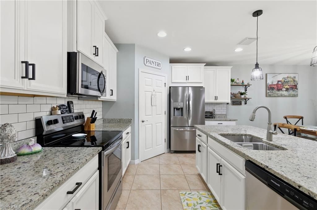 3215 Birchin Ln , Fort Myers, FL 33916 Photo