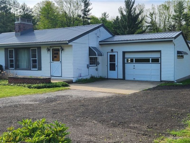 13993 Butternut Road, Burton, OH 44021 Photo 2