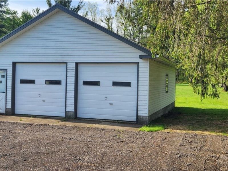 13993 Butternut Road, Burton, OH 44021 Photo 3